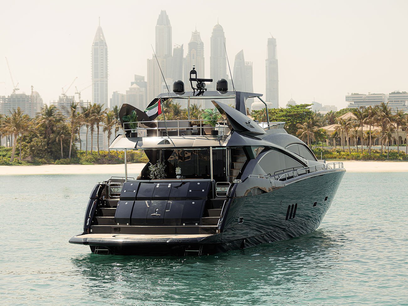 82ft-luxury-yacht-rental-matrix-dubai-16