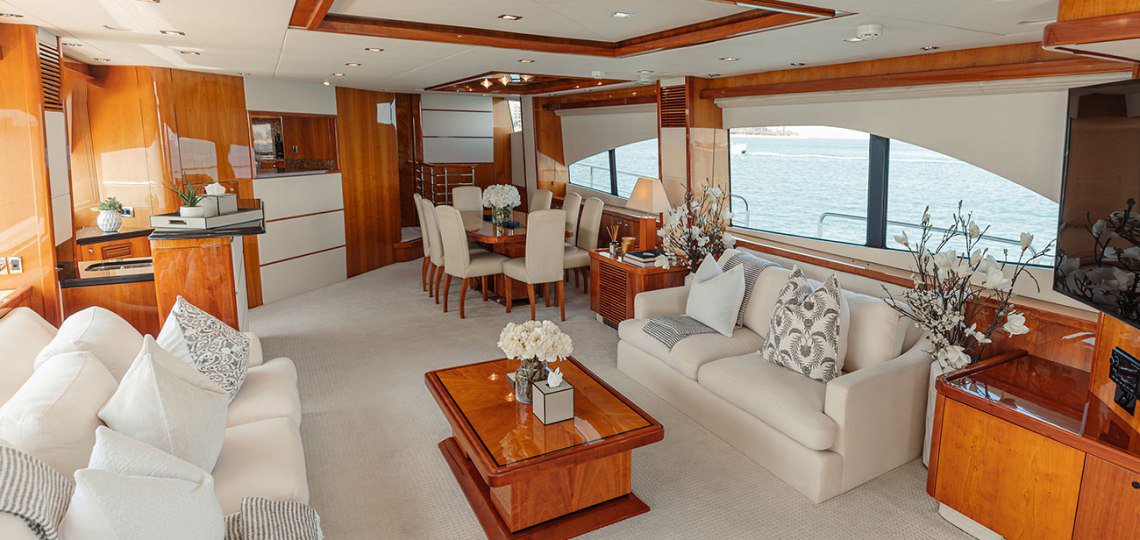 luxury-yacht-notorious-dubai-charter14