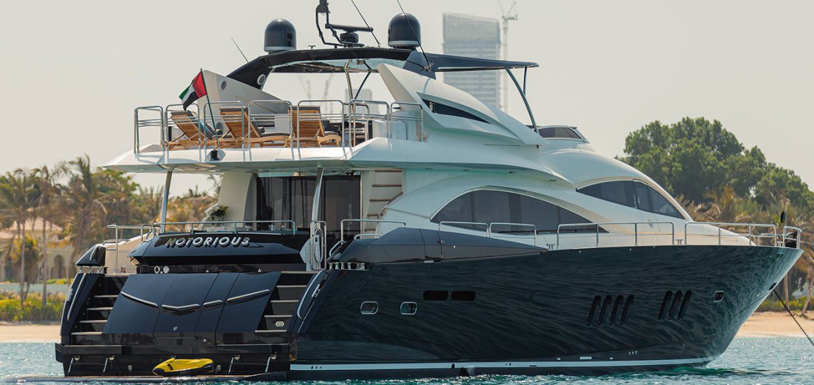 luxury-yacht-notorious-dubai-charter16