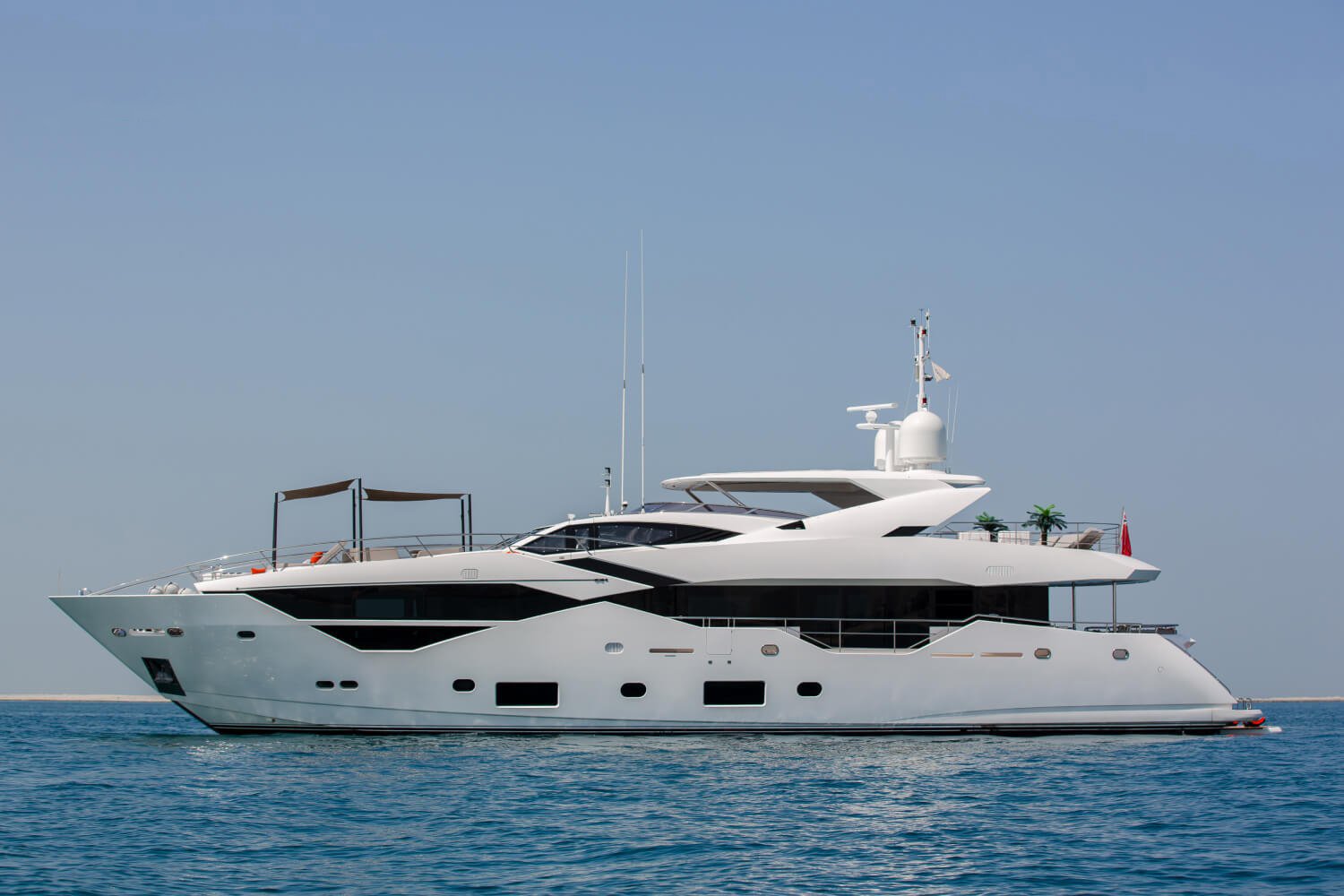 sunseeker-yacht-01
